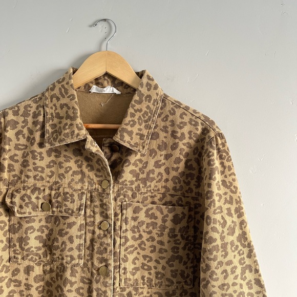 Jackets & Blazers - Hope Ave | Brown Animal Print Cropped Button Down Jacket.